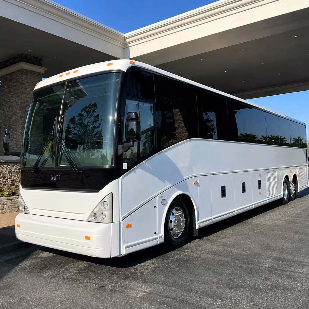 hollywood burbank airport transfers for victor valley travelers