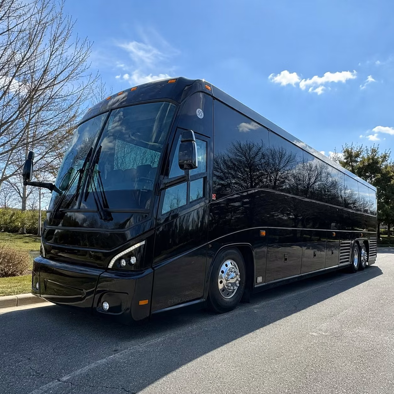 you can find and book employee transportation in victorville and any nearby city
